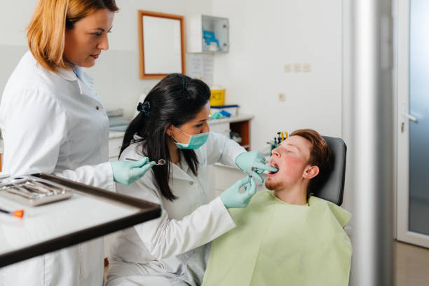 Best Emergency Treatment for Toothache in Riverside, IA